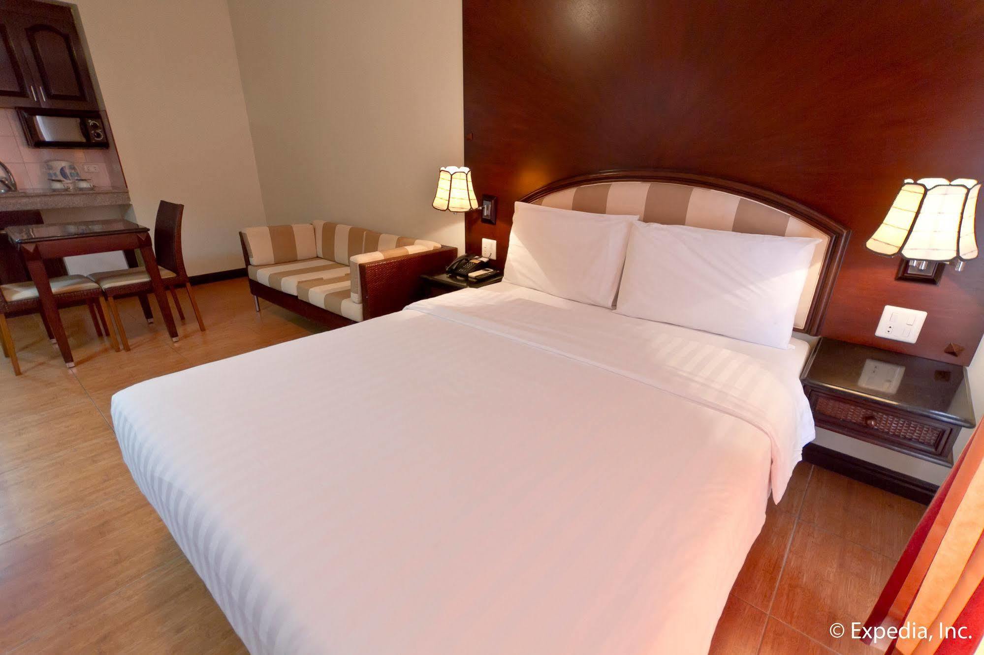 Egi Resort & Hotel Lapu-Lapu City Dış mekan fotoğraf