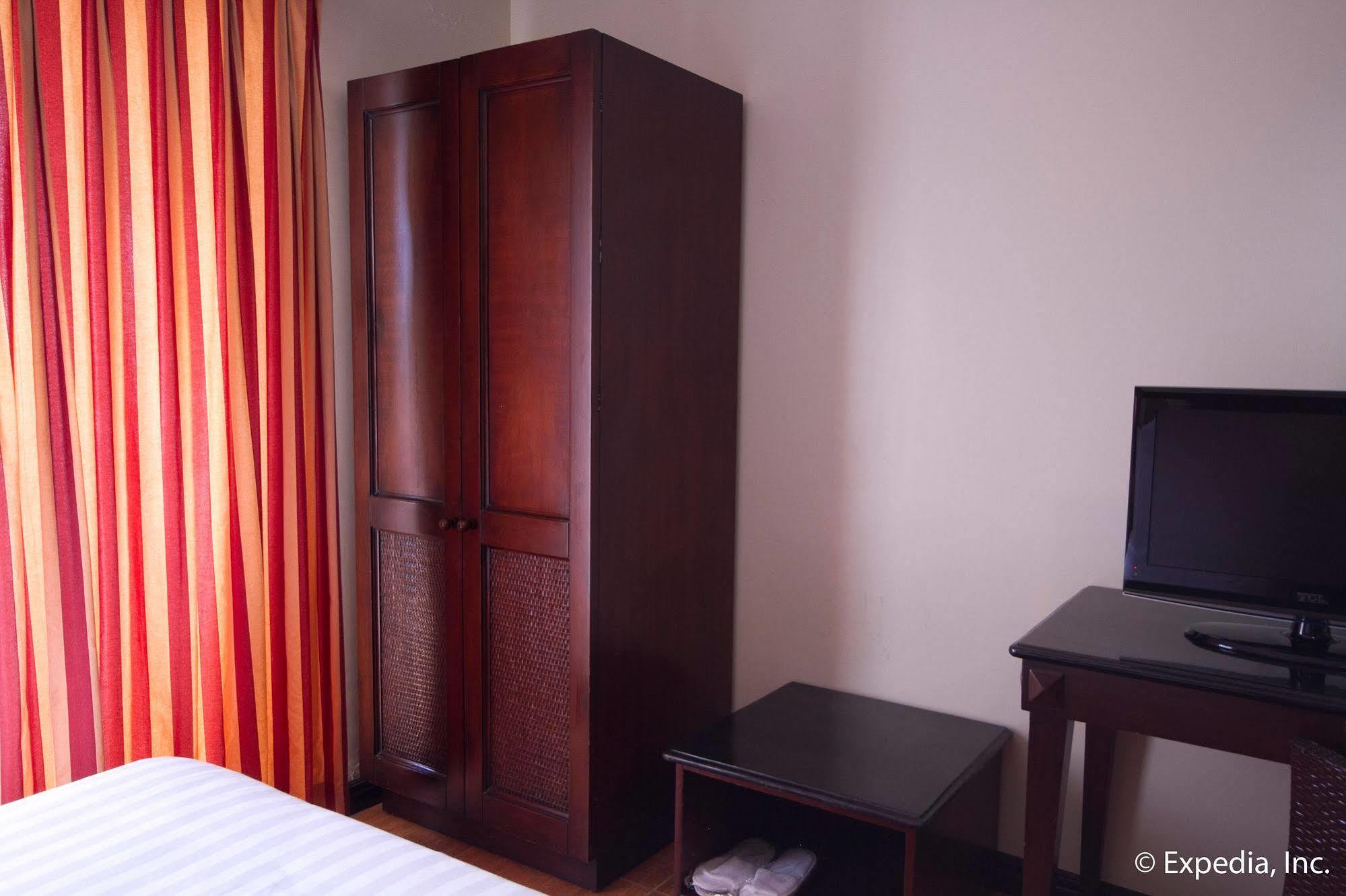 Egi Resort & Hotel Lapu-Lapu City Dış mekan fotoğraf