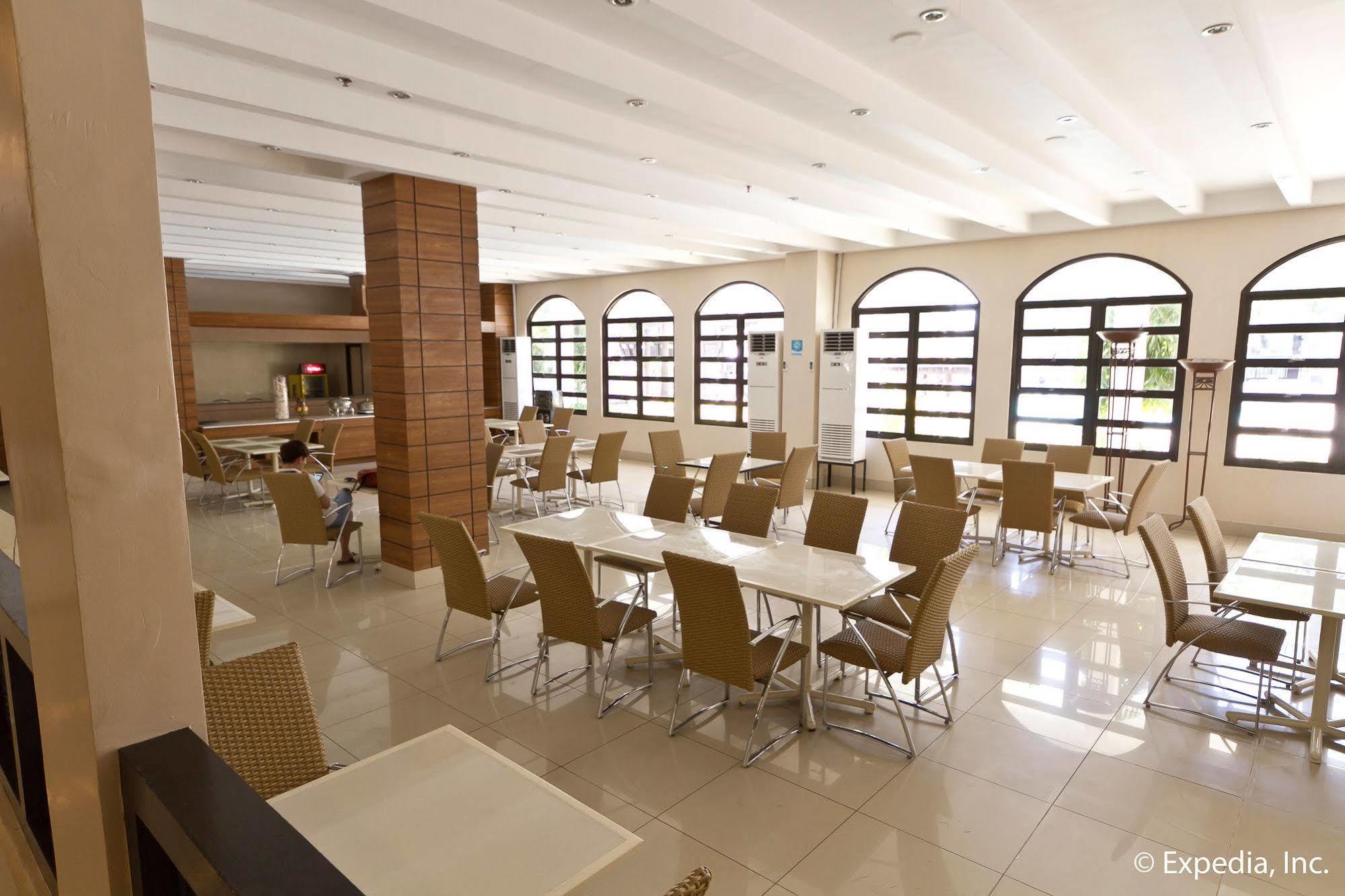 Egi Resort & Hotel Lapu-Lapu City Dış mekan fotoğraf